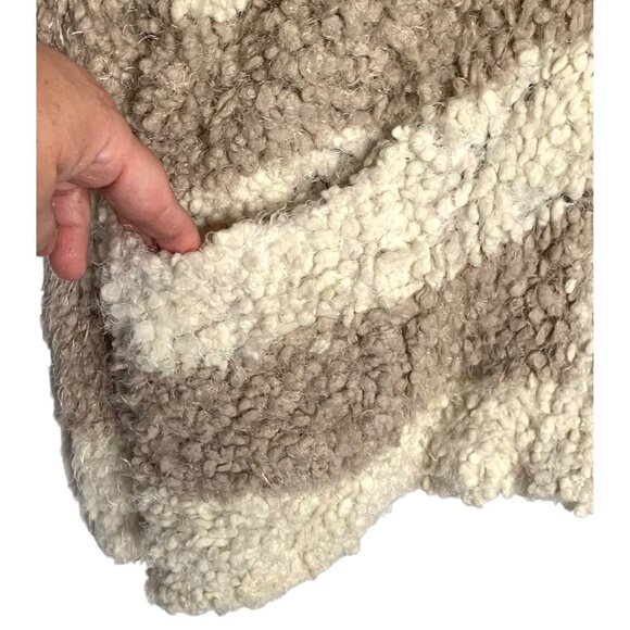 FREE PEOPLE Gray + Cream Stripe Popcorn Knit Ultra-Soft Cardigan Sweater Size XS - Picture 7 of 9